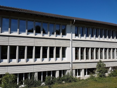 2018 Fensterersatz im Schulhaus Scherzingen (Kunststoff-Fenster)